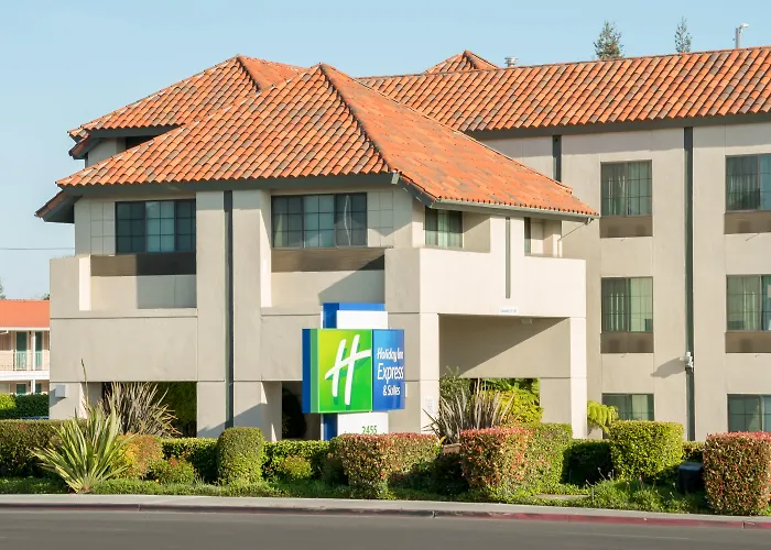 Holiday Inn Express & Suites Santa Clara - Silicon Valley By Ihg